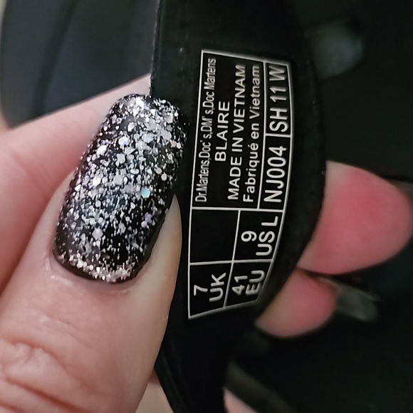 Dr. Martens Blaire Vegan Leather Sandals 🖤 - Picture 6 of 6